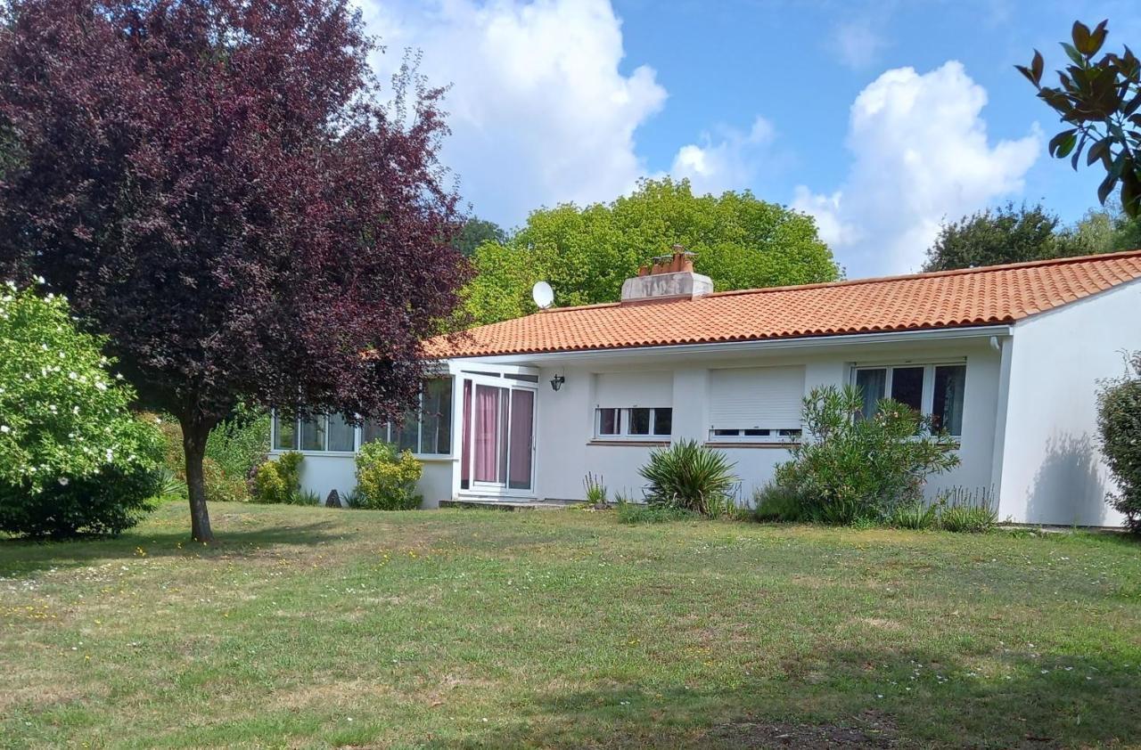La Gisiere, Chambres D'Hotes Challans Exterior photo
